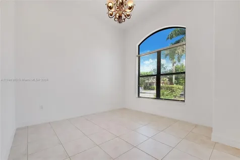 2670 SW 142nd Court Miami FL 33175