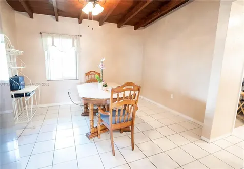 4220 SW 101st Avenue Miami FL 33165