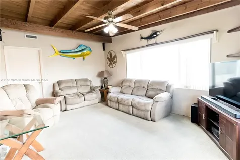 4220 SW 101st Avenue Miami FL 33165