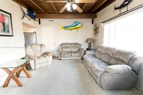 4220 SW 101st Avenue Miami FL 33165