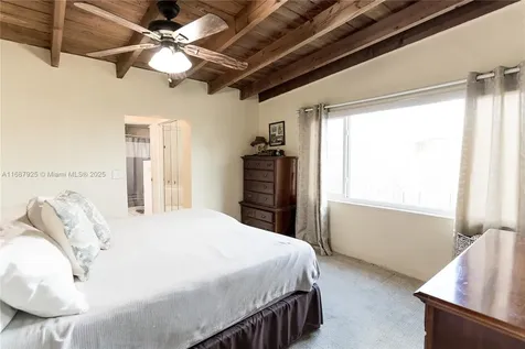 4220 SW 101st Avenue Miami FL 33165