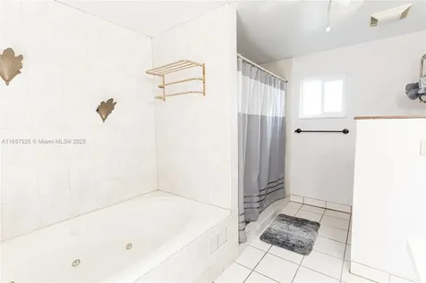 4220 SW 101st Avenue Miami FL 33165