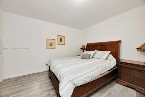 471 SE 6th Street Hialeah FL 33010