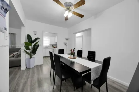 471 SE 6th Street Hialeah FL 33010