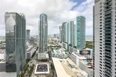 159 NE 6th Street Miami FL 33132