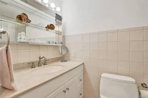 500 SE 21st Avenue Deerfield Beach FL 33441
