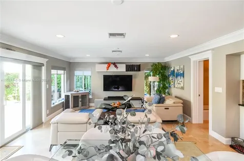 239 SE 3rd Avenue Pompano Beach FL 33060