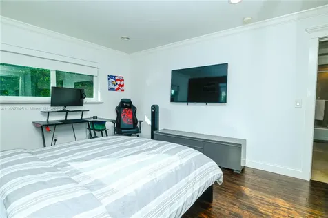 239 SE 3rd Avenue Pompano Beach FL 33060