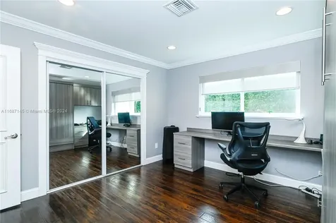 239 SE 3rd Avenue Pompano Beach FL 33060
