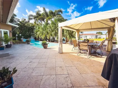 239 SE 3rd Avenue Pompano Beach FL 33060