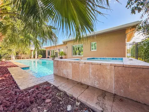 239 SE 3rd Avenue Pompano Beach FL 33060