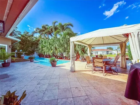 239 SE 3rd Avenue Pompano Beach FL 33060