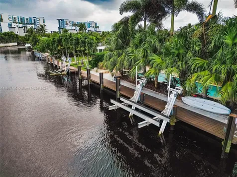 239 SE 3rd Avenue Pompano Beach FL 33060
