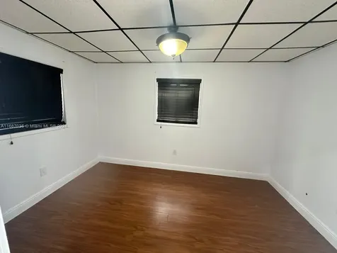 625 W 35th Street Hialeah FL 33012