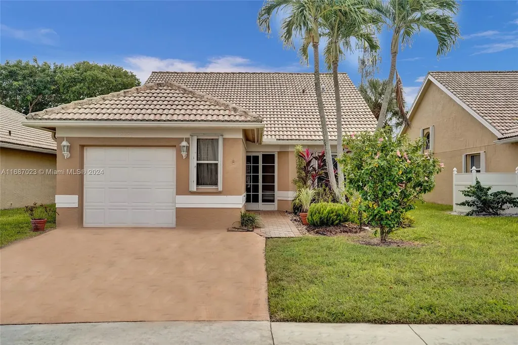 12998 Hampton Lakes Circle Boynton Beach FL 33436