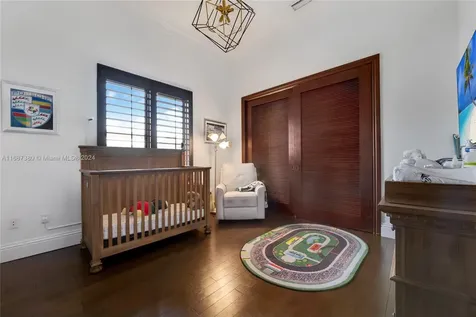 425 NW 119th Avenue Miami FL 33182