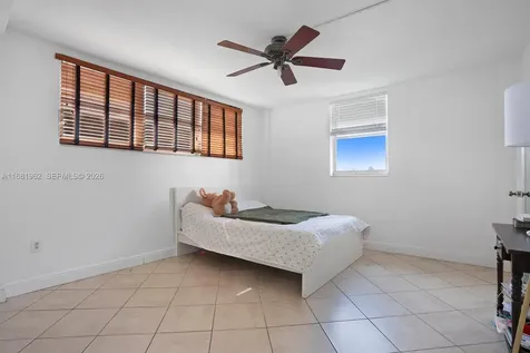 1300 Lincoln Road Miami Beach FL 33139