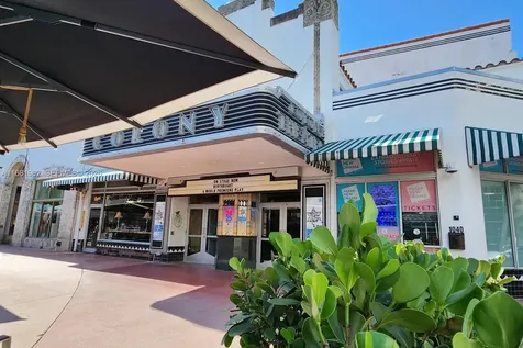 1300 Lincoln Road Miami Beach FL 33139