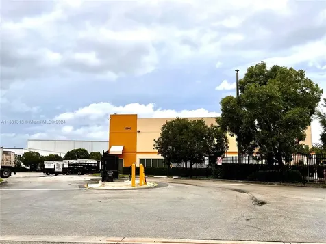 12605 NW 115th Avenue Medley FL 33178