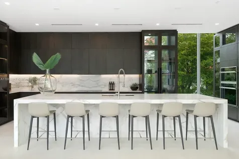 3560 Crystal View Court Miami FL 33133