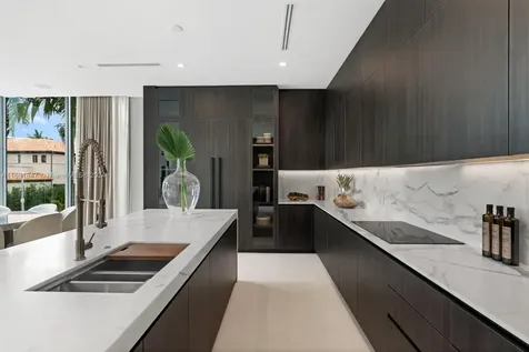 3560 Crystal View Court Miami FL 33133