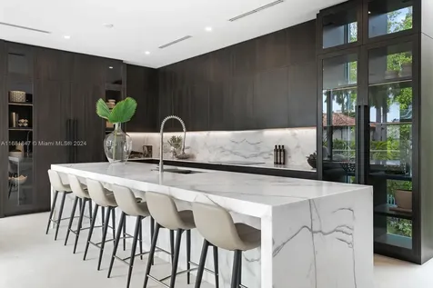 3560 Crystal View Court Miami FL 33133