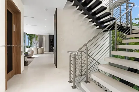 3560 Crystal View Court Miami FL 33133