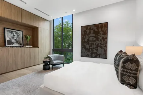 3560 Crystal View Court Miami FL 33133