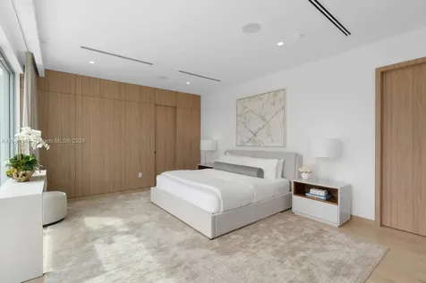 3560 Crystal View Court Miami FL 33133
