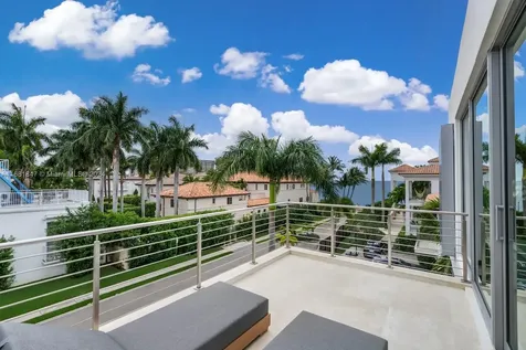 3560 Crystal View Court Miami FL 33133