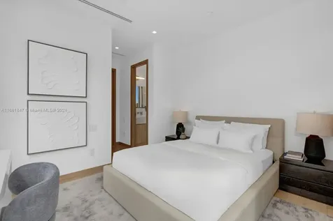 3560 Crystal View Court Miami FL 33133