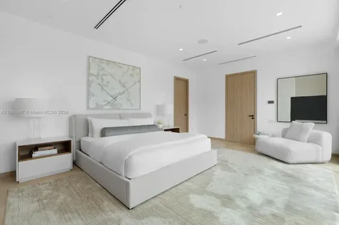 3560 Crystal View Court Miami FL 33133