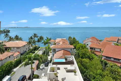 3560 Crystal View Court Miami FL 33133