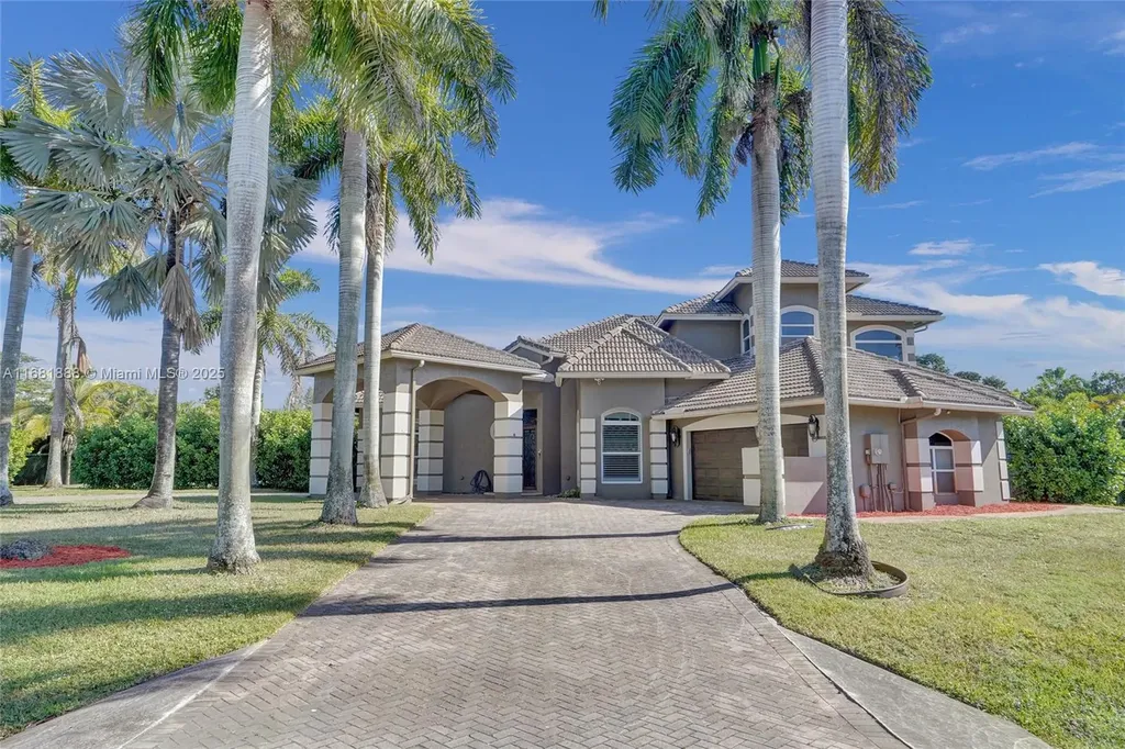 1640 NW 115th Terrace Plantation FL 33323