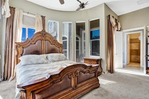 1640 NW 115th Terrace Plantation FL 33323