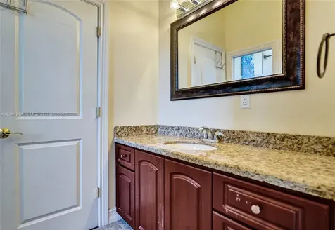 1640 NW 115th Terrace Plantation FL 33323