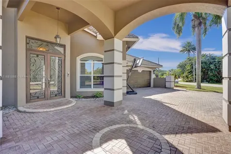 1640 NW 115th Terrace Plantation FL 33323