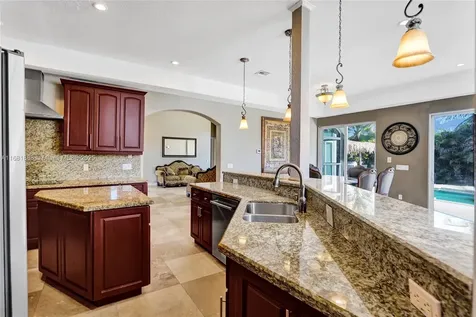 1640 NW 115th Terrace Plantation FL 33323