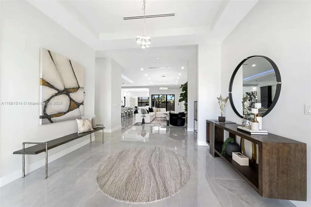 11620 Canal Drive North Miami FL 33181