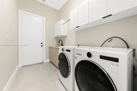 11620 Canal Drive North Miami FL 33181
