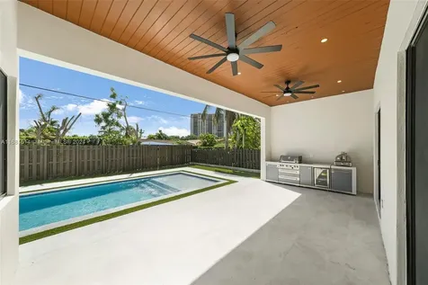 11620 Canal Drive North Miami FL 33181