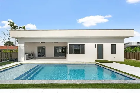 11620 Canal Drive North Miami FL 33181