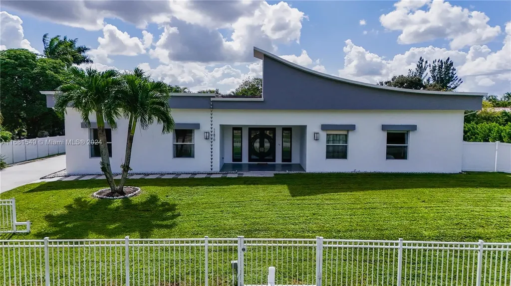 11870 NW 27th Street Plantation FL 33323