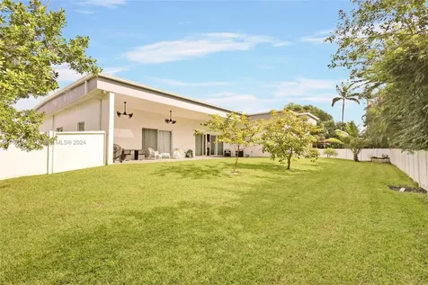 11870 NW 27th Street Plantation FL 33323