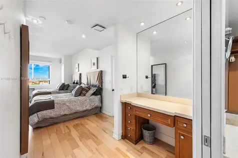 151 Crandon Boulevard Key Biscayne FL 33149