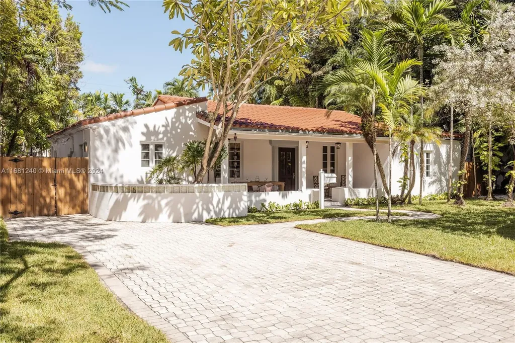 729 NE 71st Street Miami FL 33138