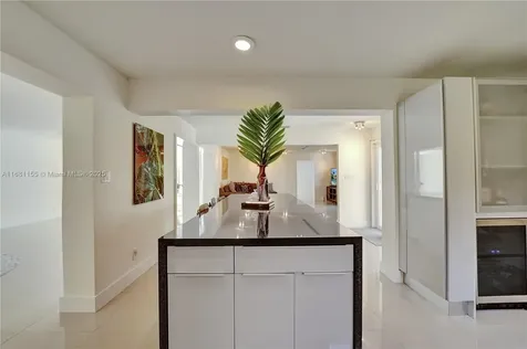 1139 Washington Street Hollywood FL 33019