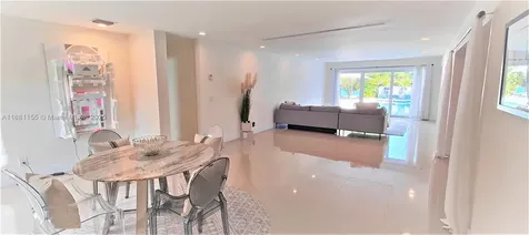 1139 Washington Street Hollywood FL 33019