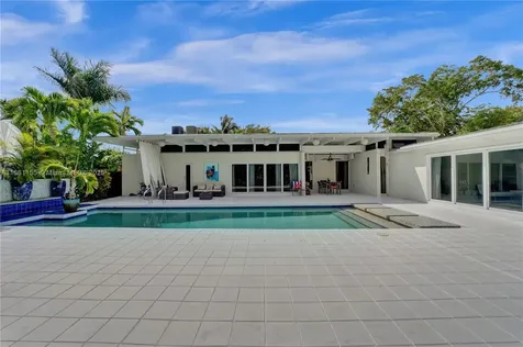 1139 Washington Street Hollywood FL 33019