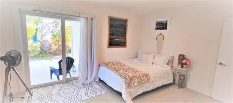 1139 Washington Street Hollywood FL 33019